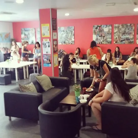 אכסניה Hellobcn Youth