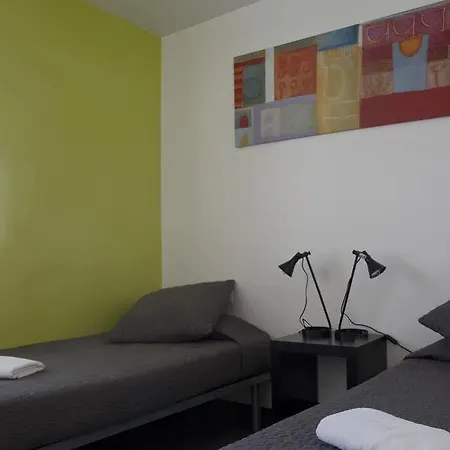 Auberge de jeunesse Hellobcn Youth *