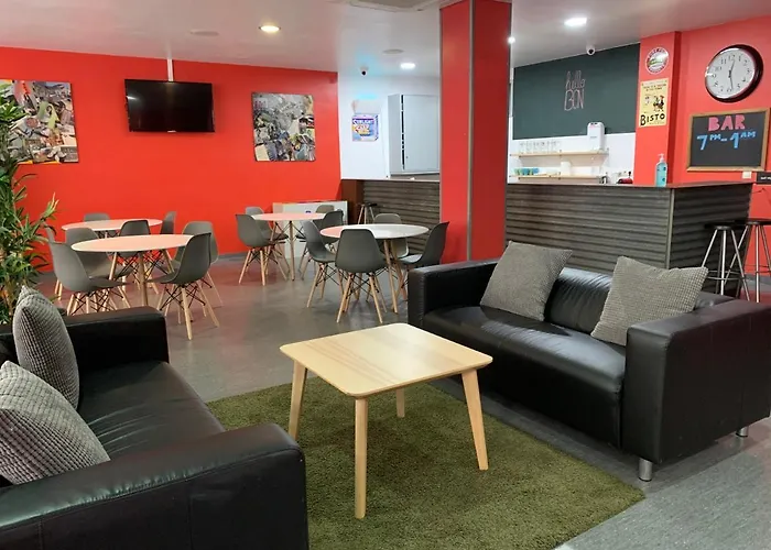 Hellobcn Youth Hostel