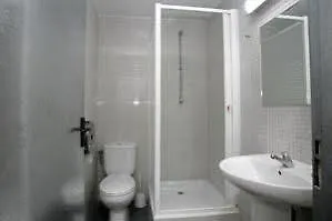 Hellobcn Youth Hostel *