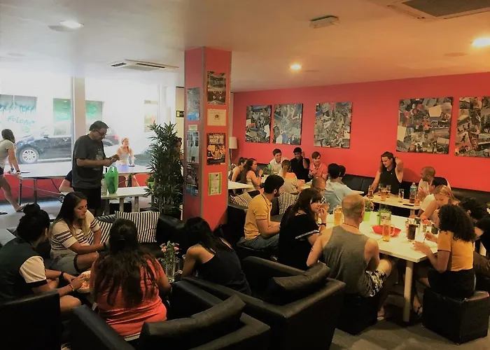 Hellobcn Youth 旅馆